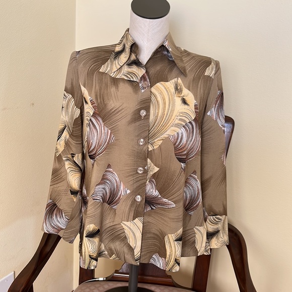 Vintage Women’s Button Down Blouse, size Small - Picture 1 of 9